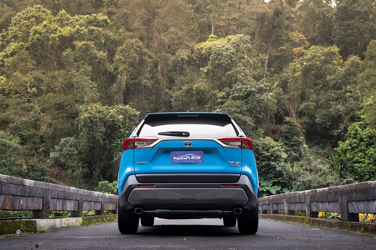 399萬起，瞬間 撩慾，令人心醉神迷的純粹馭望。